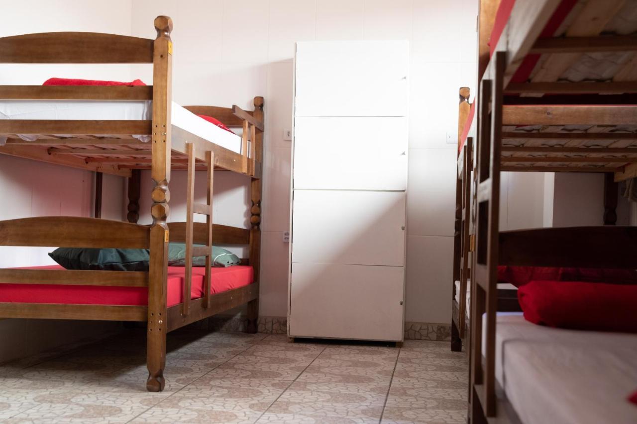 Hostel Calabria Na Vila Madalena Junto A Alegria Da Vila Сан-Паулу Екстер'єр фото