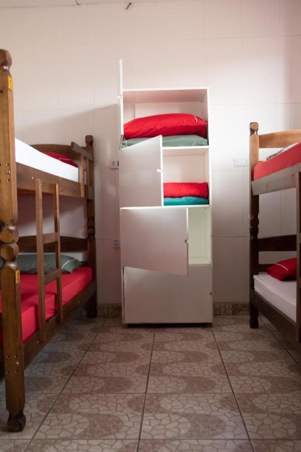 Hostel Calabria Na Vila Madalena Junto A Alegria Da Vila Сан-Паулу Екстер'єр фото