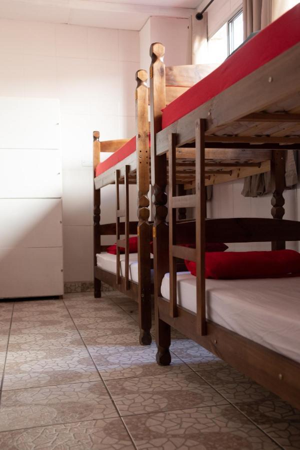 Hostel Calabria Na Vila Madalena Junto A Alegria Da Vila Сан-Паулу Екстер'єр фото